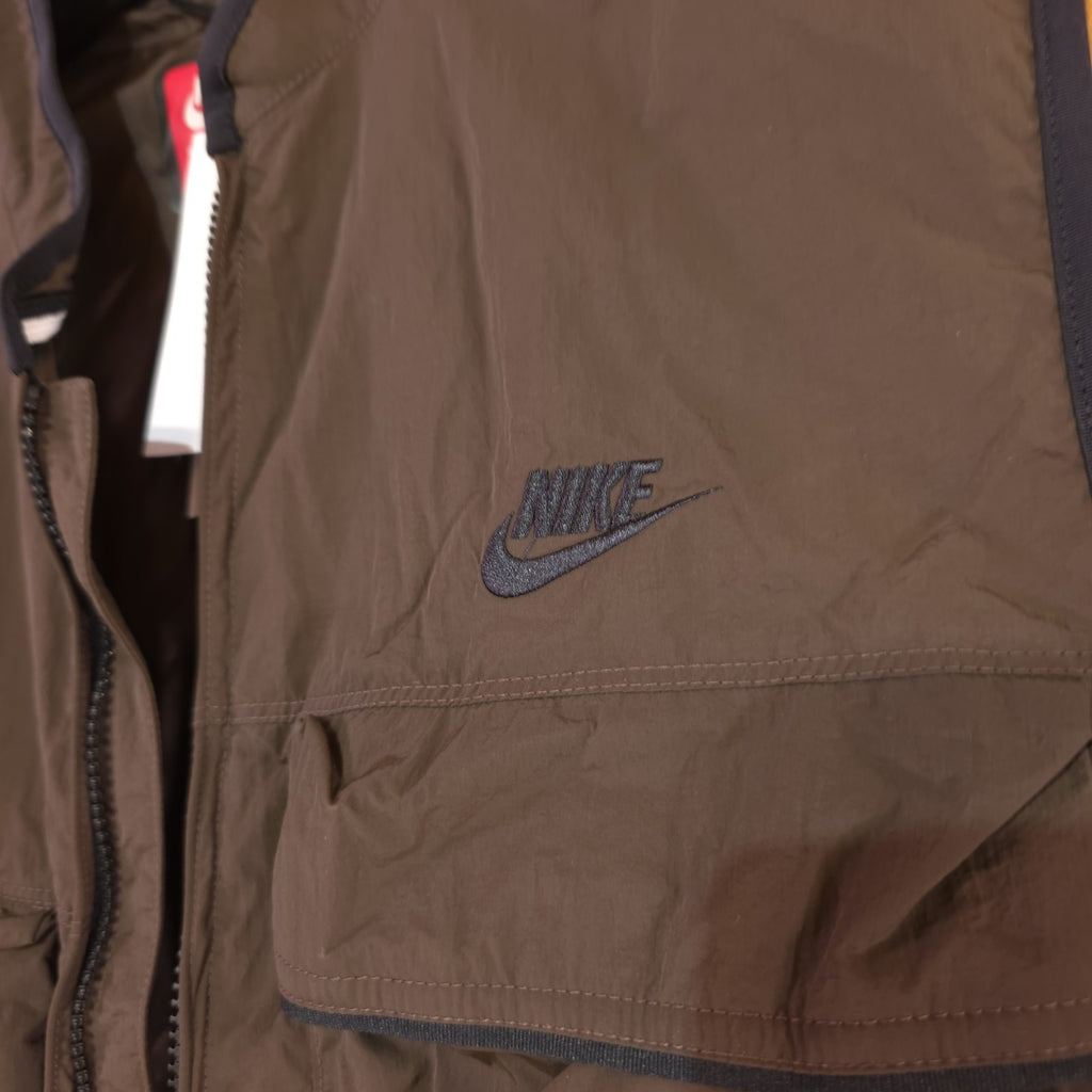 NIKE Vest Tech Woven Light Weight SIZE XL Mens Brown - NWT DAD DENIM