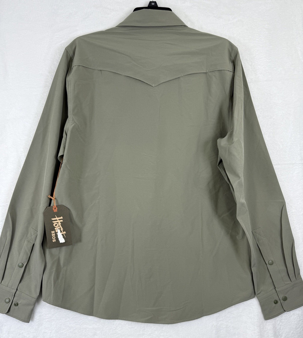 New Howler Bros Emerger Tech Shirt SIZE M Sandstone Tan Snap Front - DAD DENIM