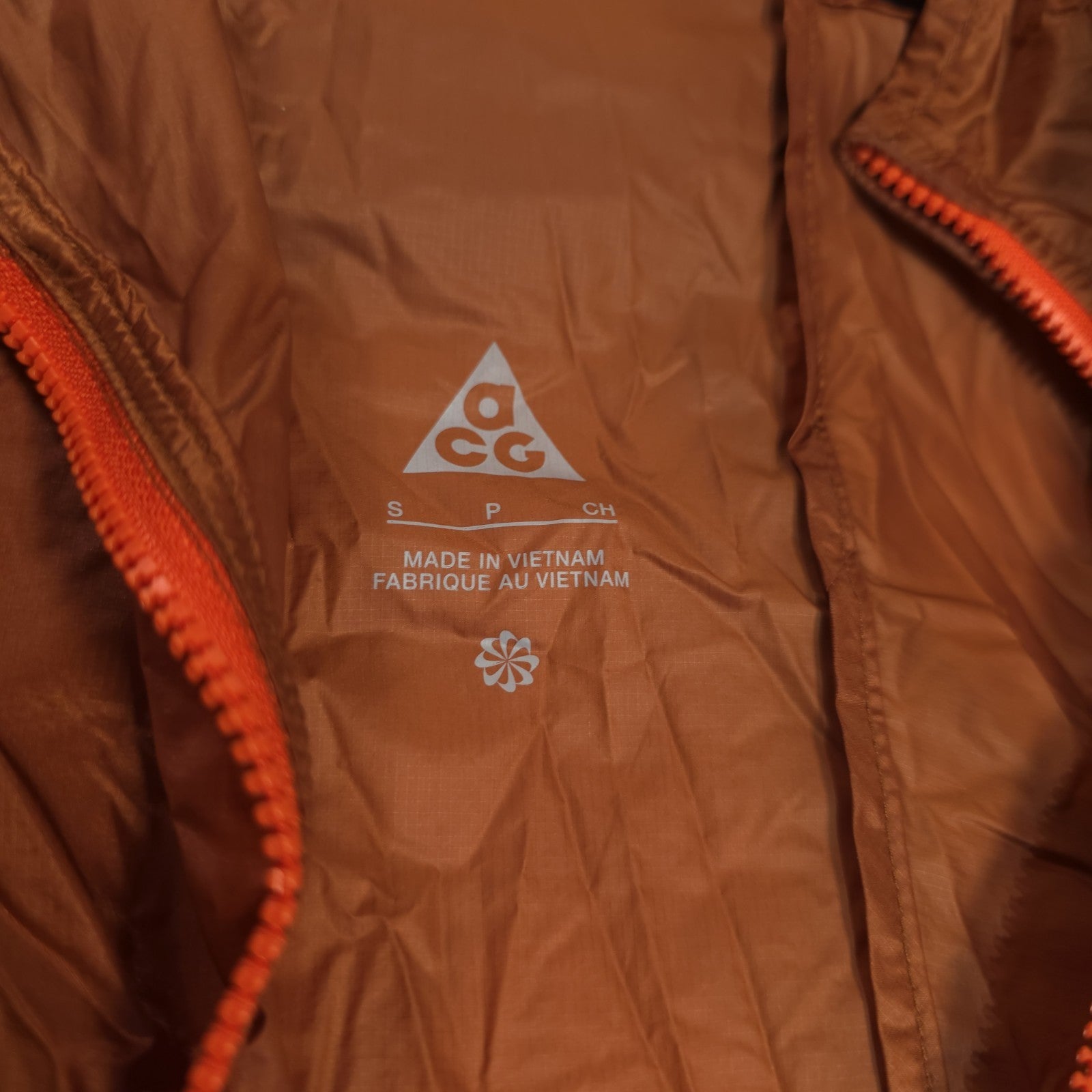 Nike ACG Jacket Windproof Cinder Cone Mens NWT Size Small DB0978-245 - Dad Denim