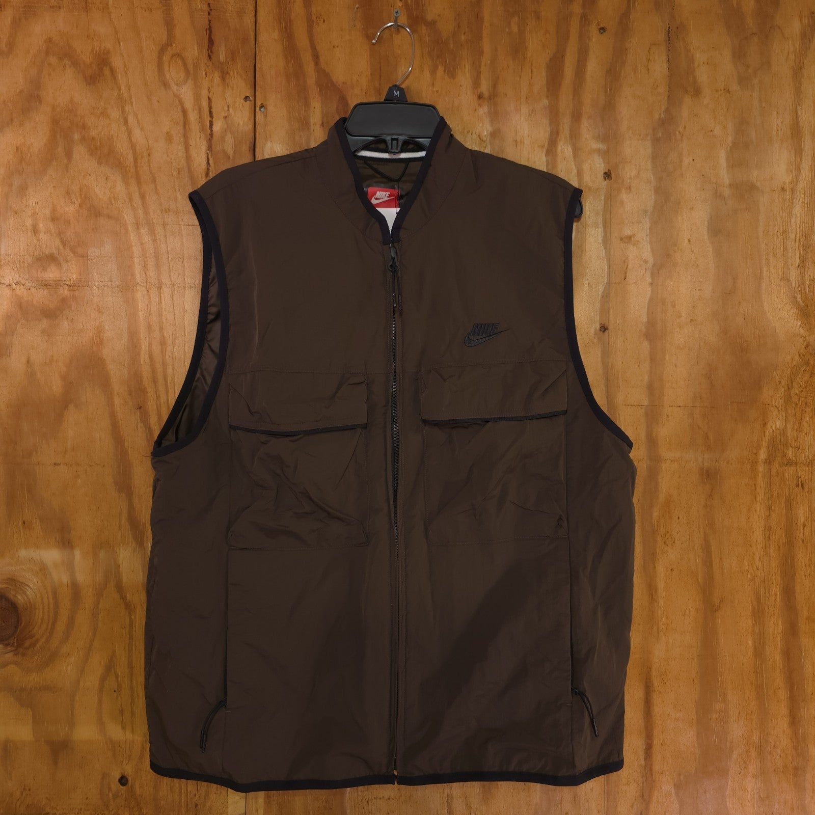 NIKE Vest Tech Woven Light Weight SIZE LARGE Mens Brown - NWT DAD DENIM