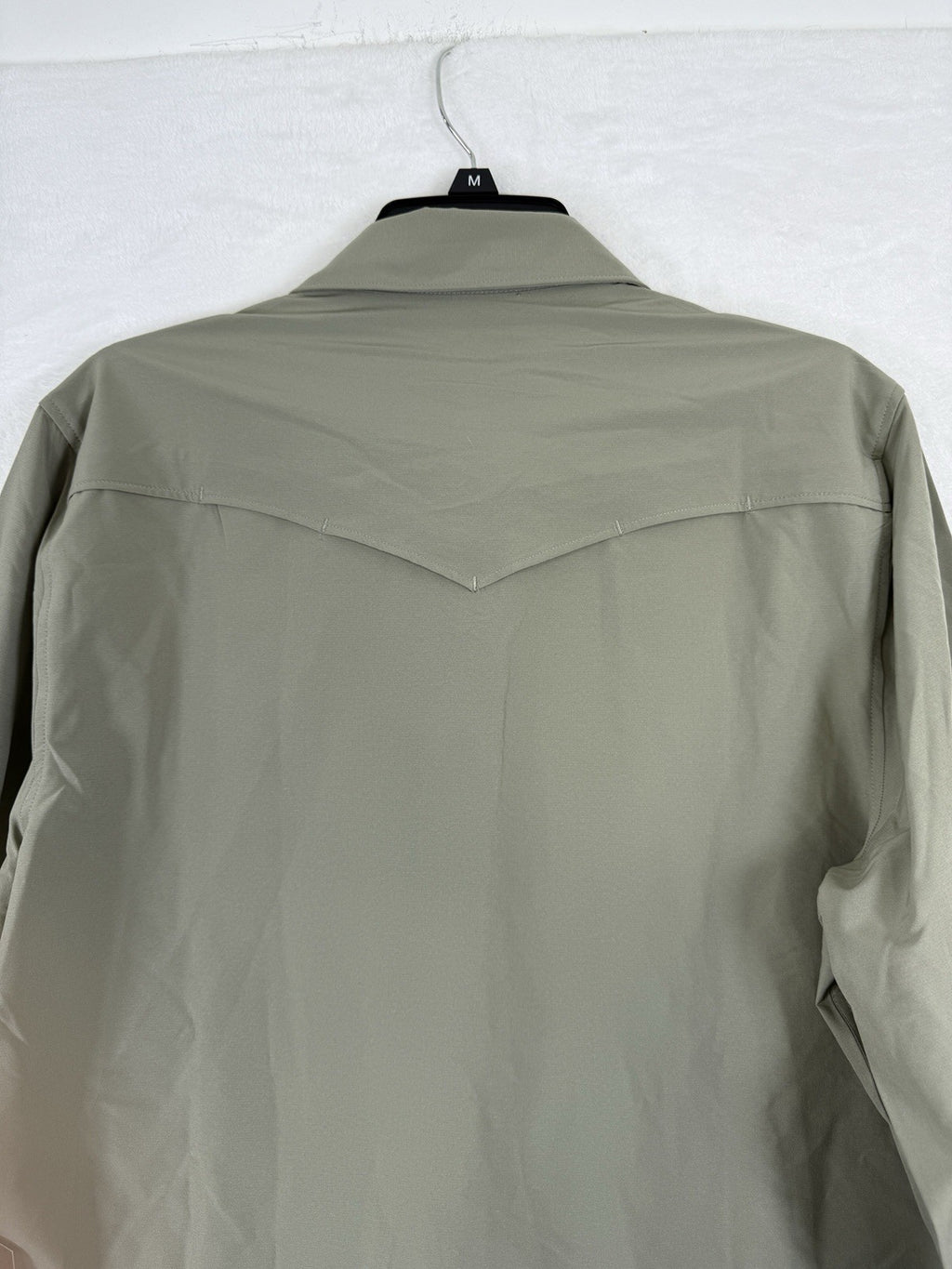 New Howler Bros Emerger Tech Shirt SIZE M Sandstone Tan Snap Front - DAD DENIM