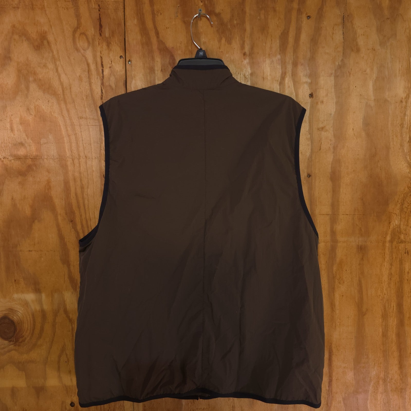 NIKE Vest Tech Woven Light Weight Size Medium Mens Brown - NWT DAD DENIM