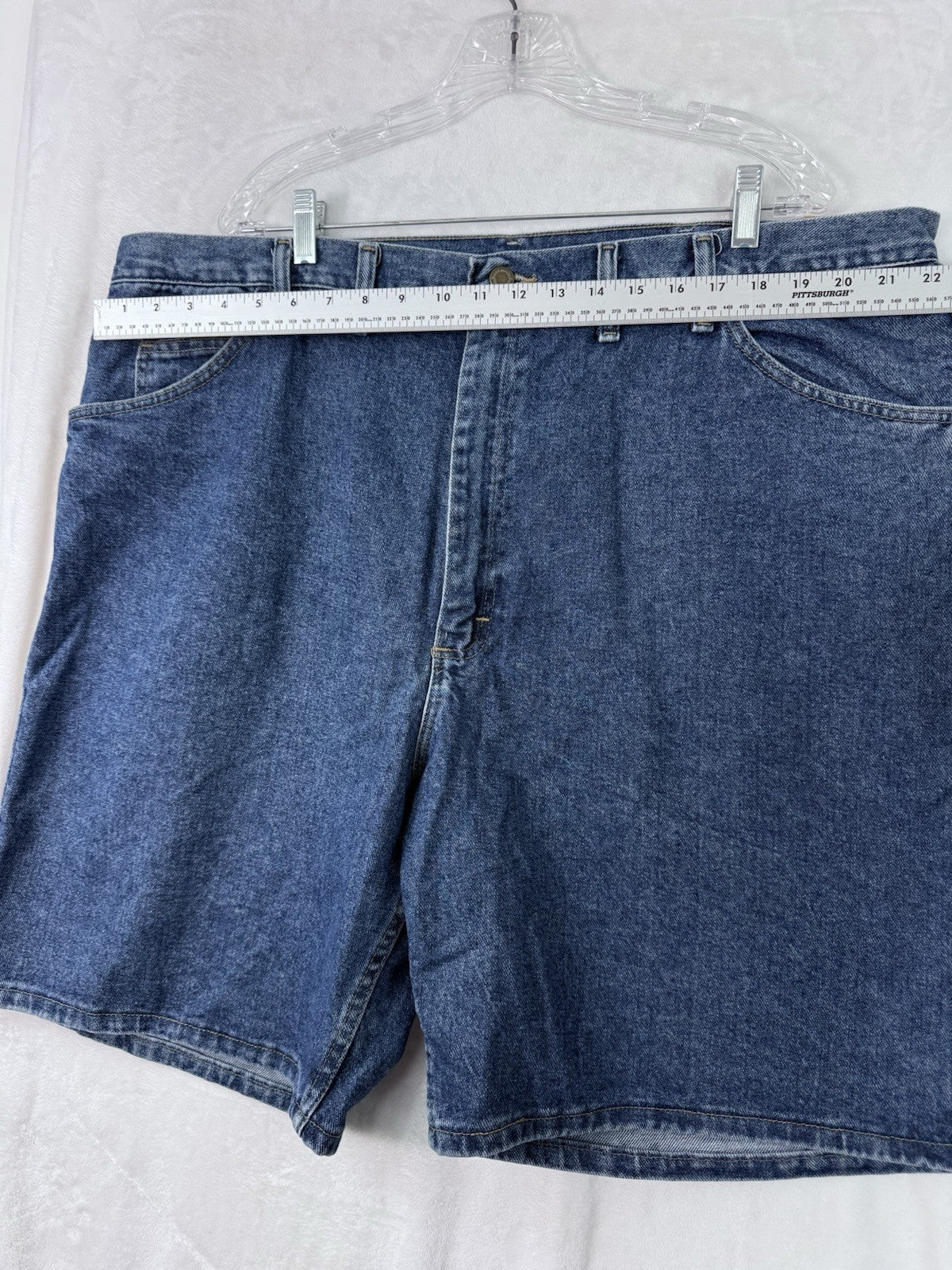 New Wrangler Jean Shorts 44 Relaxed Fit Mens Blue Denim Jeans NWT DAD DENIM