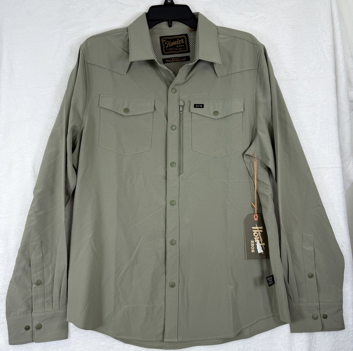 New Howler Bros Emerger Tech Shirt SIZE M Sandstone Tan Snap Front - DAD DENIM